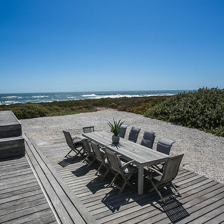 Pearl Bay Beach Home Yzerfontein Exteriör bild