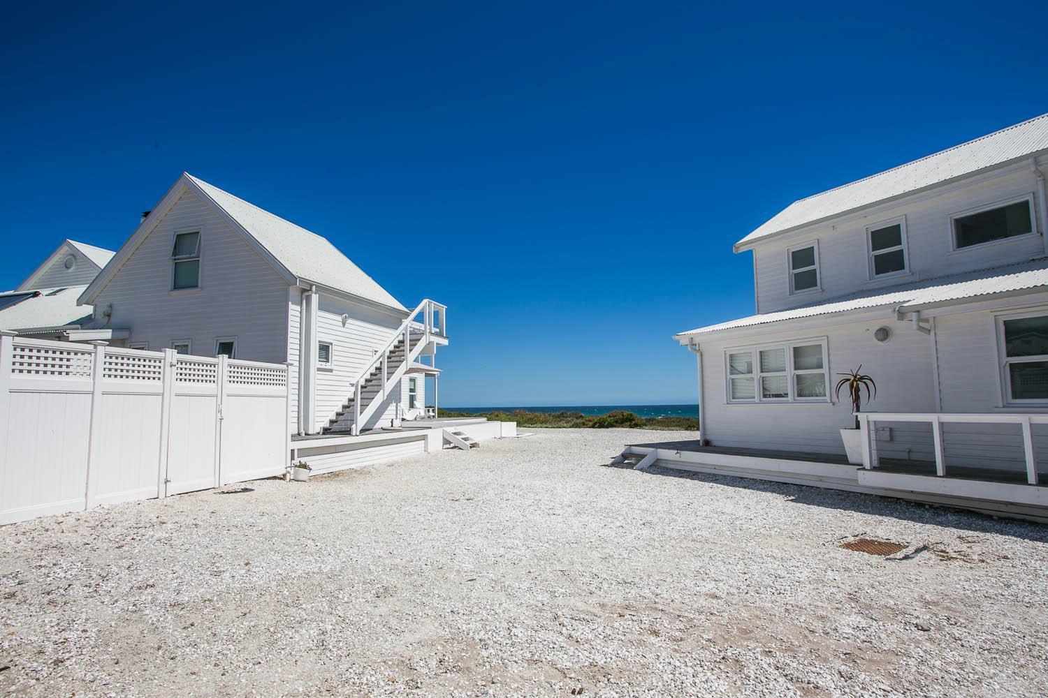 Pearl Bay Beach Home Yzerfontein Exteriör bild