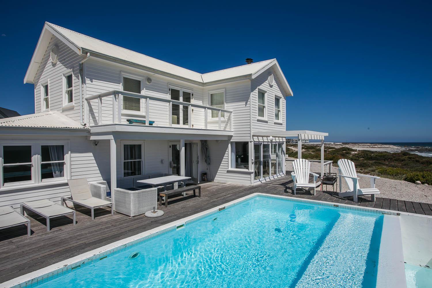 Pearl Bay Beach Home Yzerfontein Exteriör bild