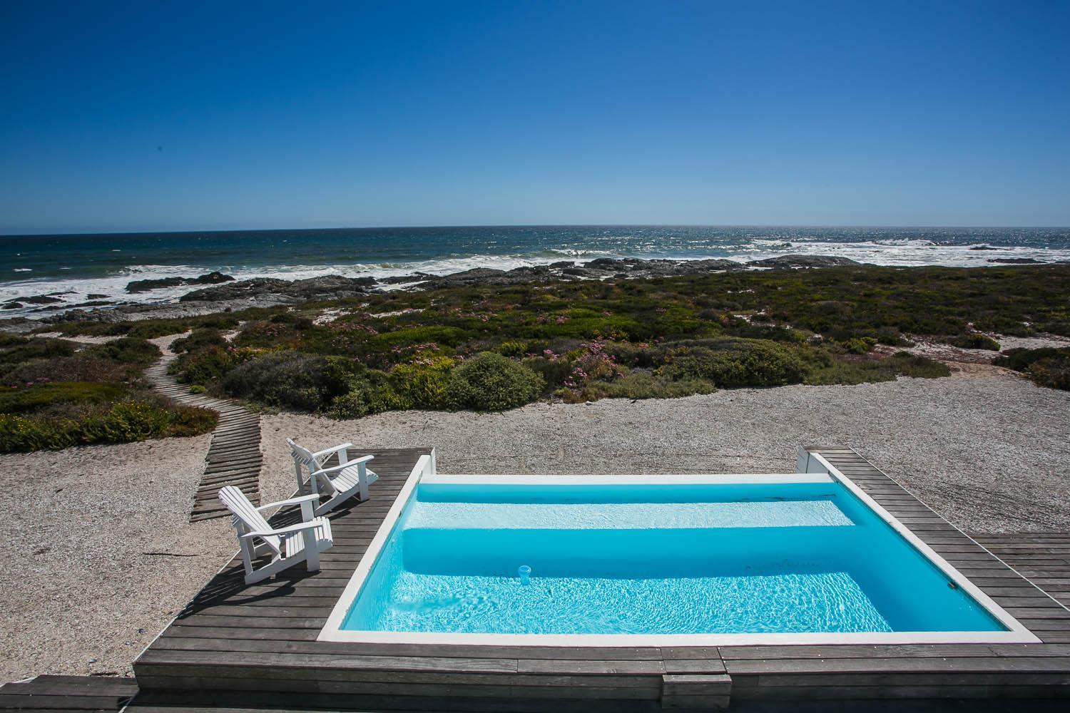 Pearl Bay Beach Home Yzerfontein Exteriör bild