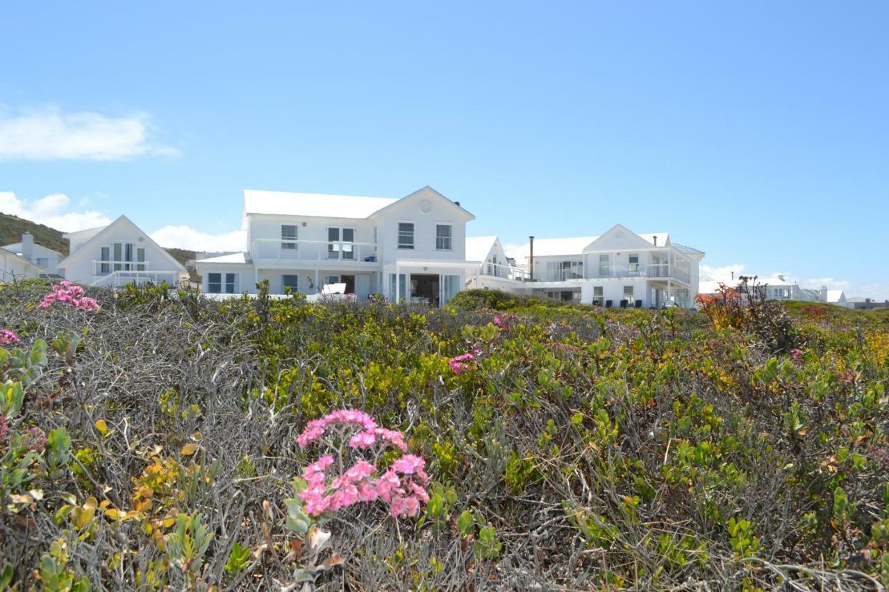 Pearl Bay Beach Home Yzerfontein Exteriör bild